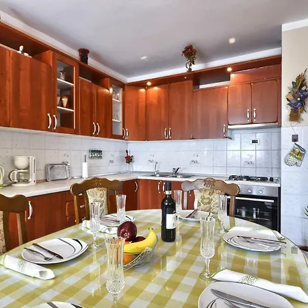 Pecirep Apartment