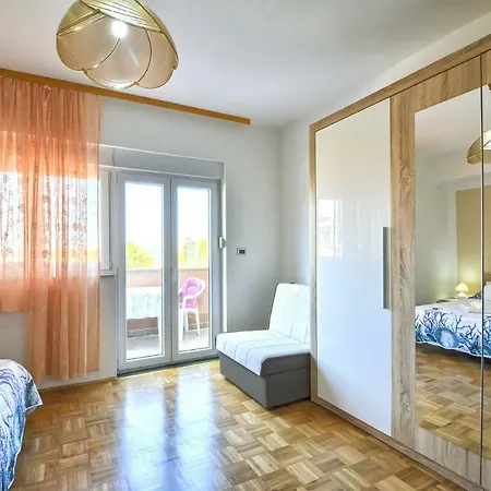 Apartment Pecirep *